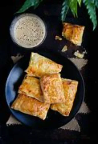 Puffs Chicken Puff